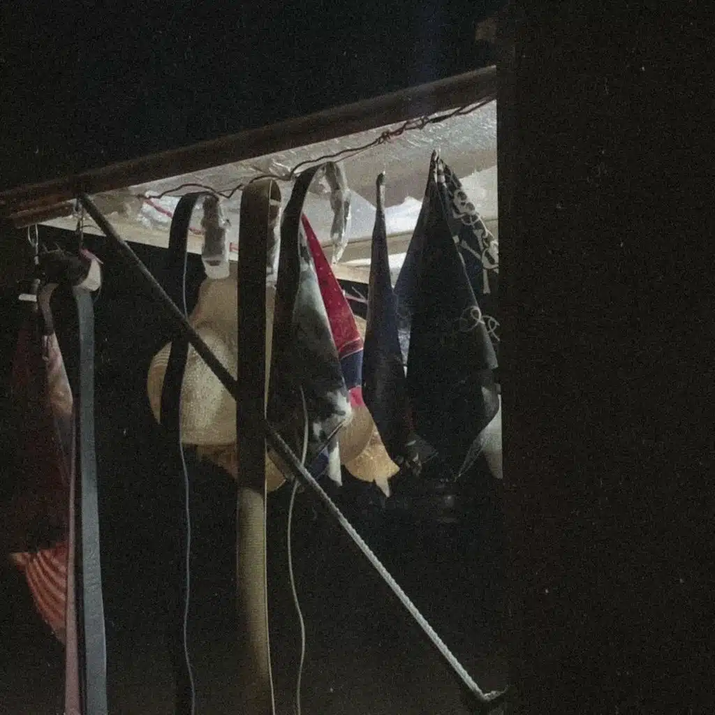 مواضيع جانبية