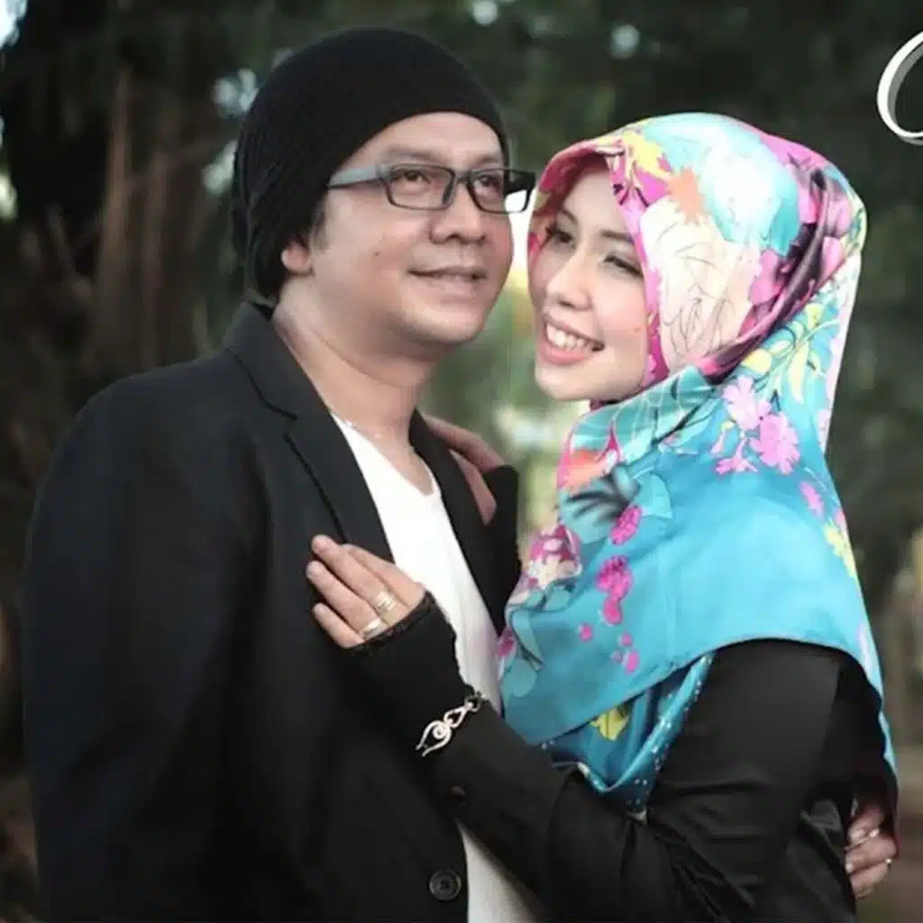 Vanny Vabiola & Decky Ryan