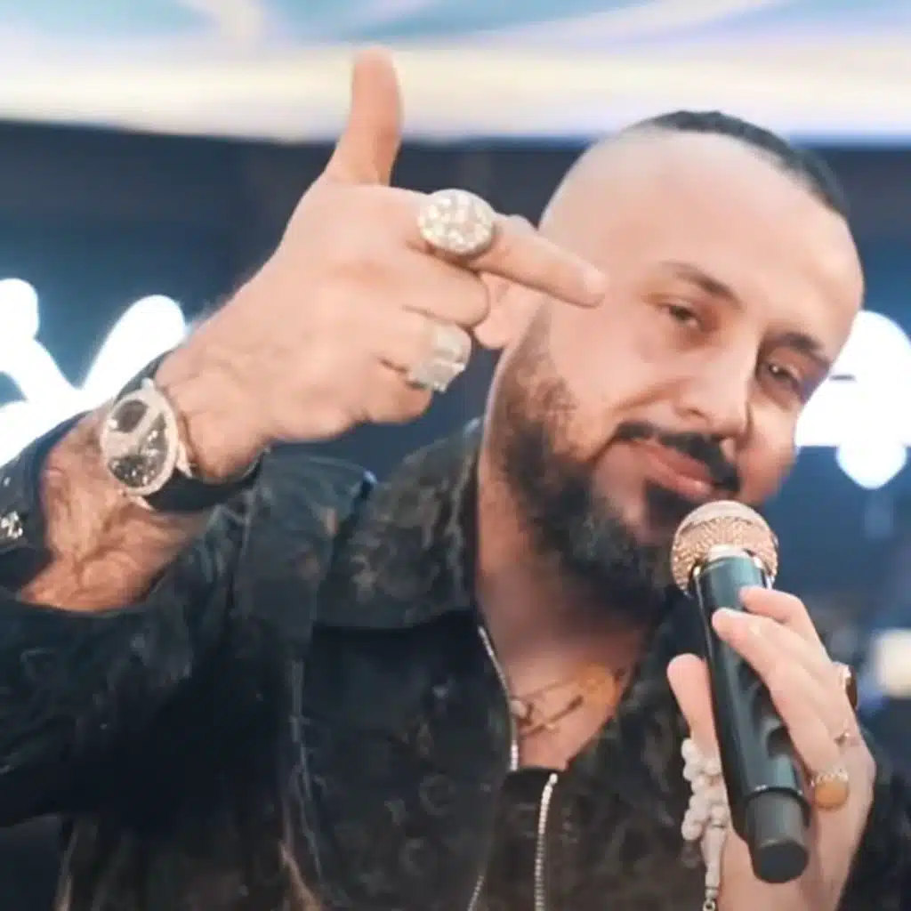 الخوف يرجف الخواف