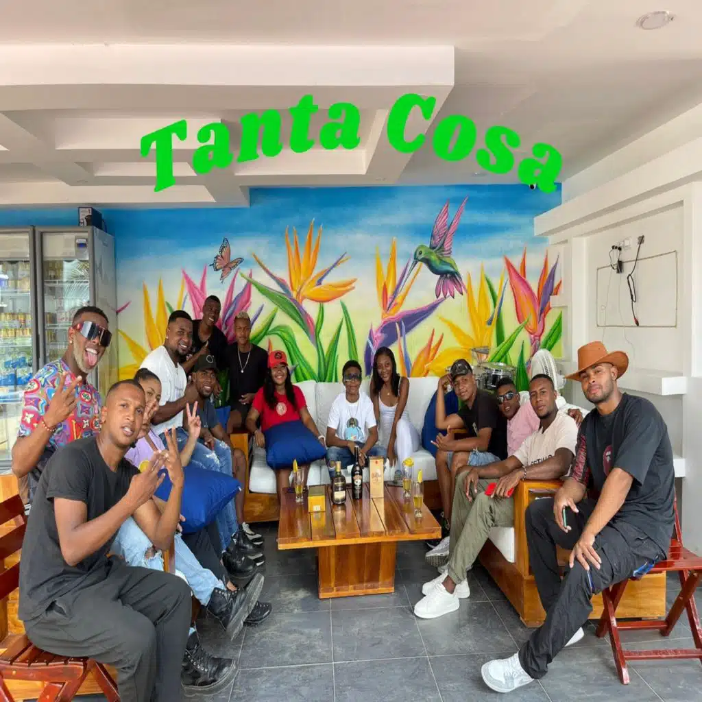 Tanta Cosa (feat. Estiven Landazury & Jorge Mideros)