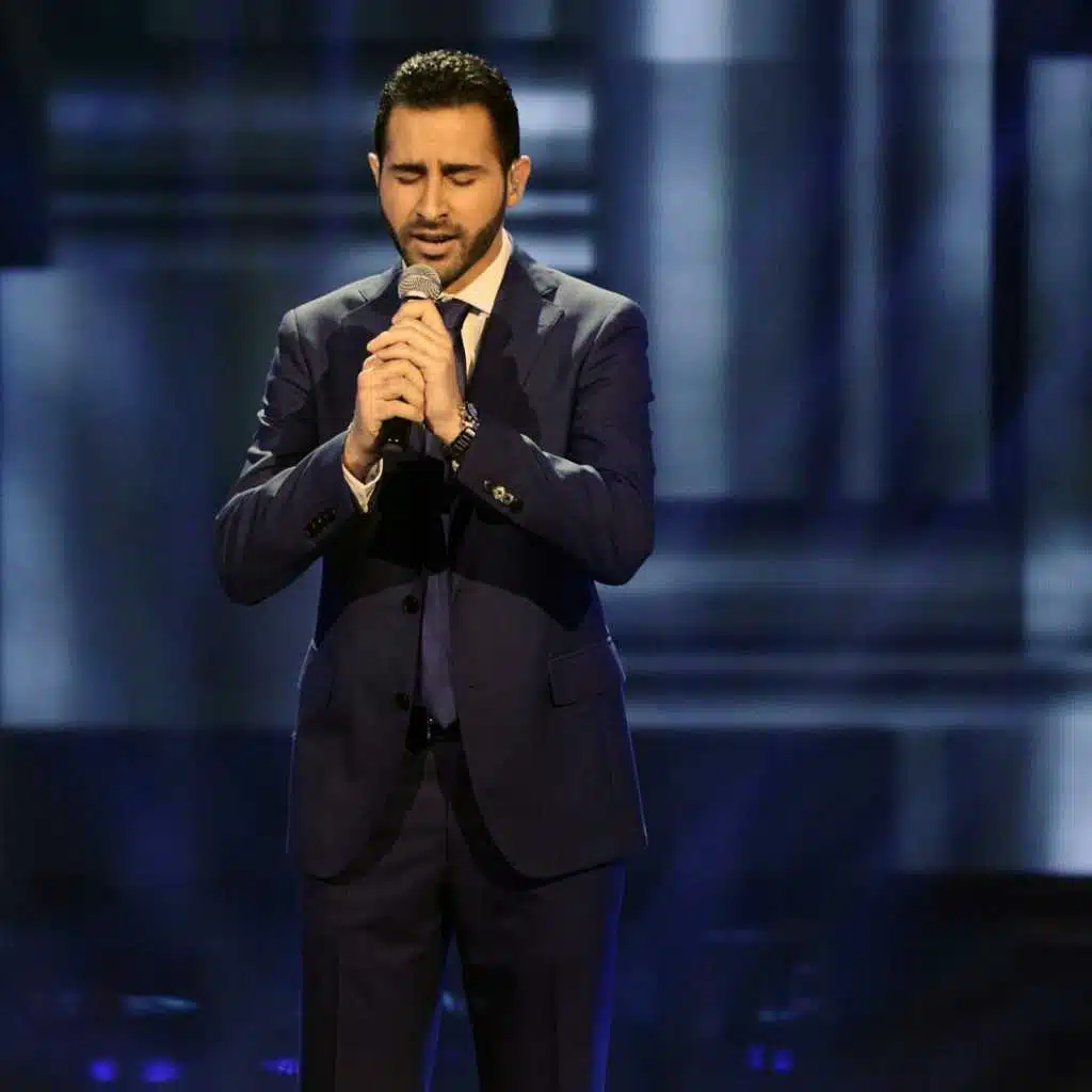 جميلة انت يا مريم العذراء