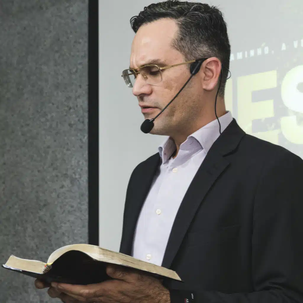 Andando em Lugares Altos