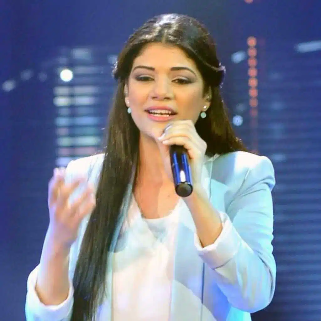 ليك معايا (عرب ايدول)