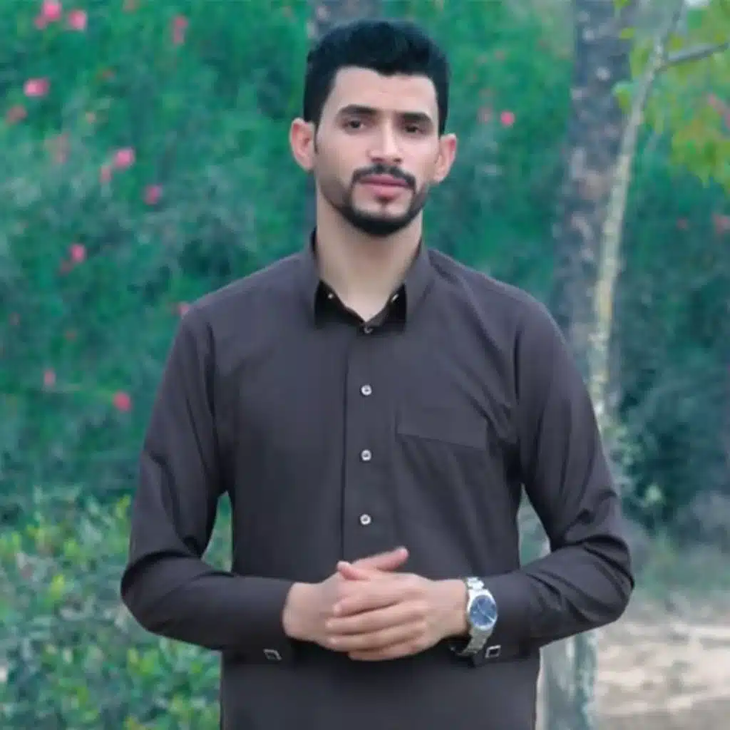 مايثمر فيهم