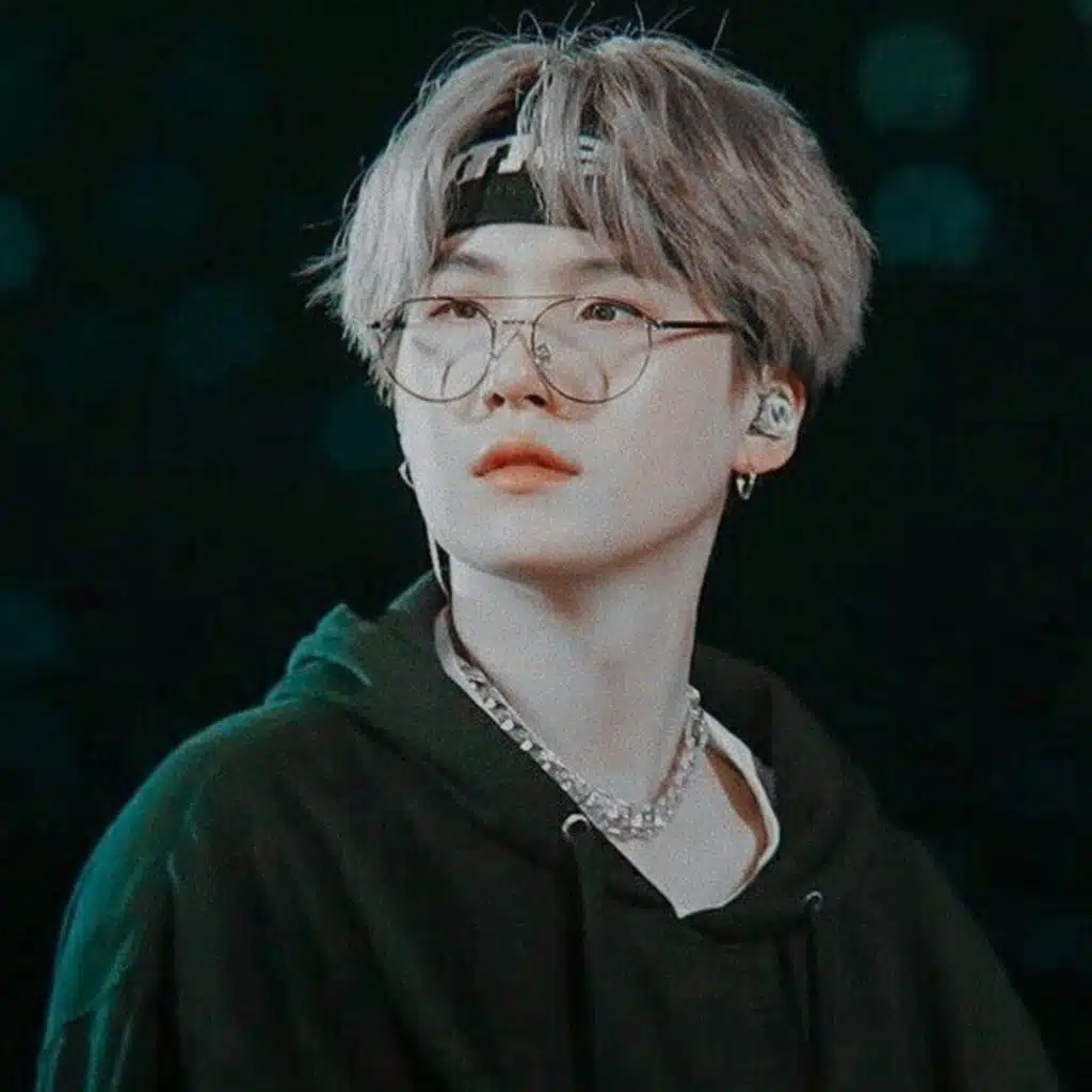 Seesaw X I NEED U REMIX