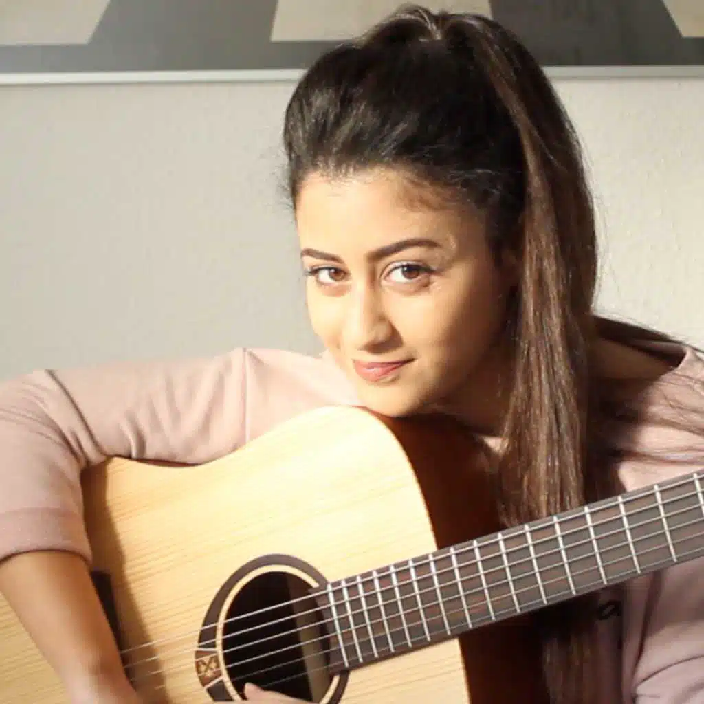 انجي معروفي