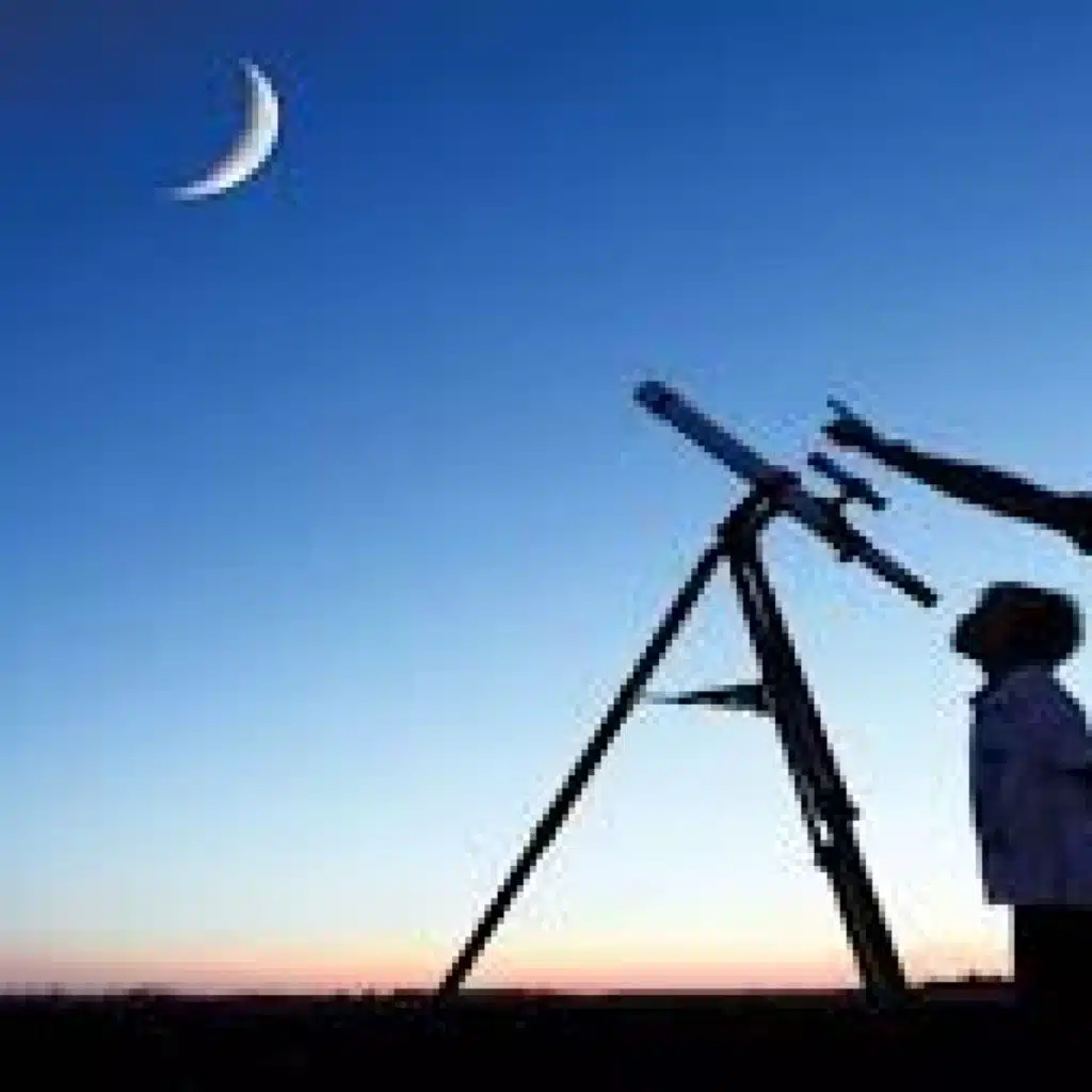 مفتي الأردن يؤكد على أهمية العمل بالعلم والفلك لالتماس هلال شهر رمضان