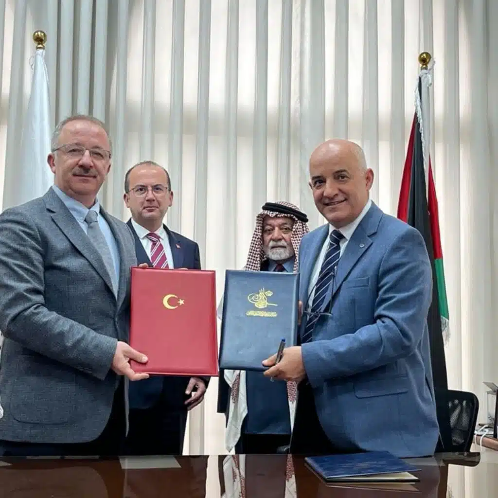 الأردن وتركيا يوقعان بروتوكول تعاون لتبادل الوثائق الأرشيفية