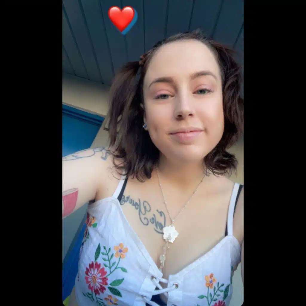 </3