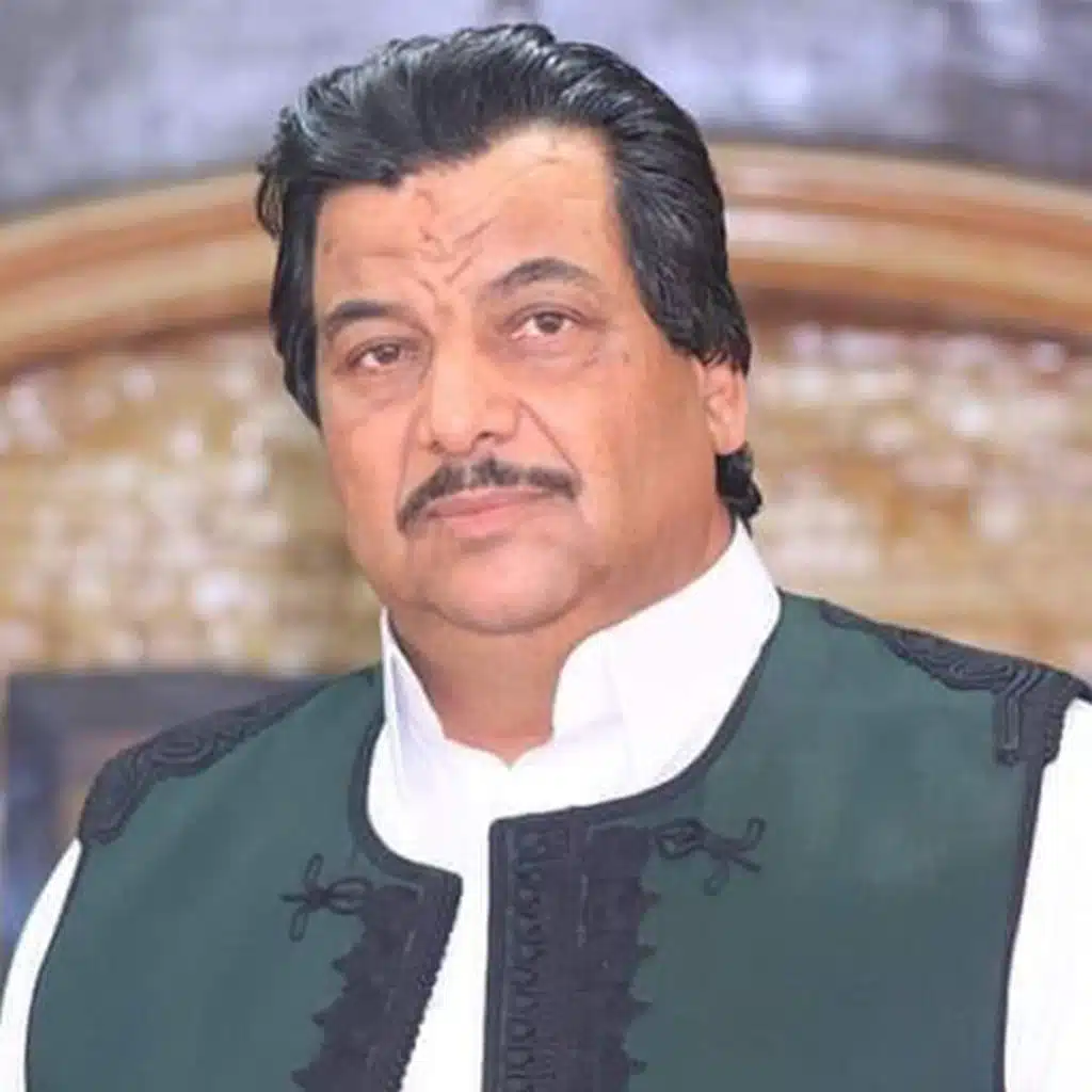 كلمة حبيبى خسارة فيك