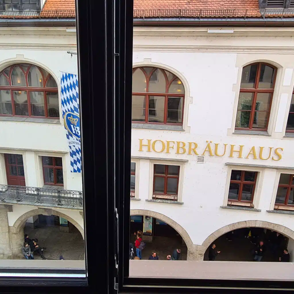 035 ASMR opposite Munich Hofbräuhaus, Germany 
