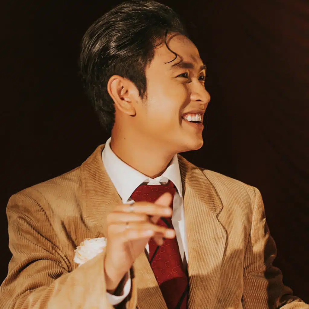 Chờ Cơn Gió Đông, Đãi Ngộ