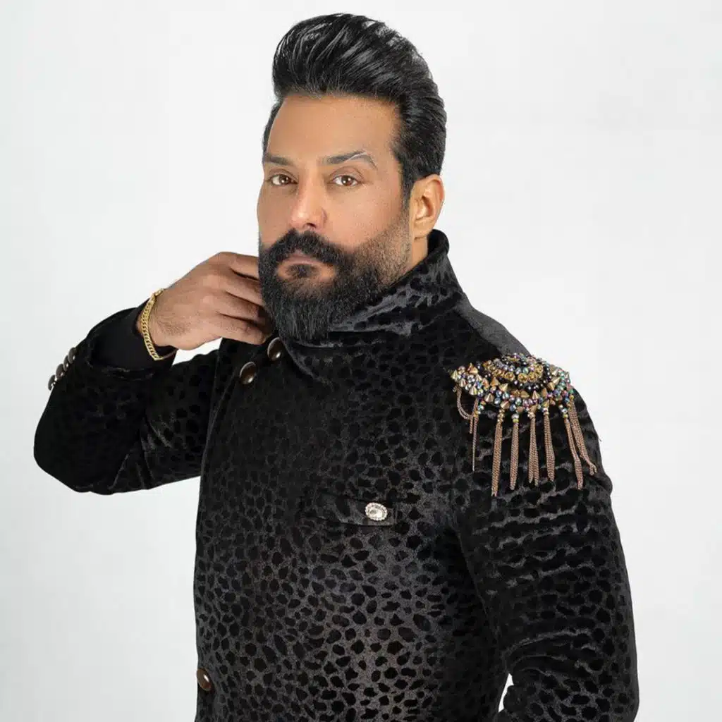 مغثوثين مني