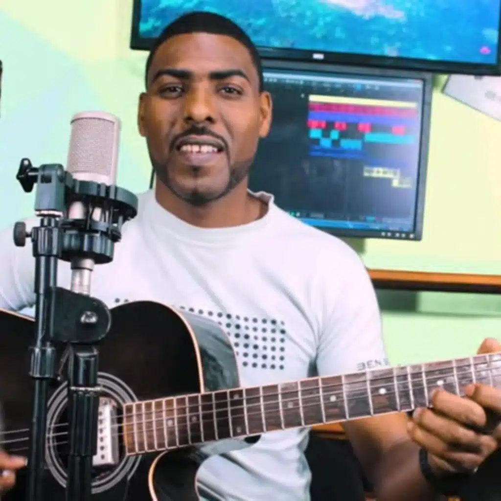 الغربة والهم الميمة