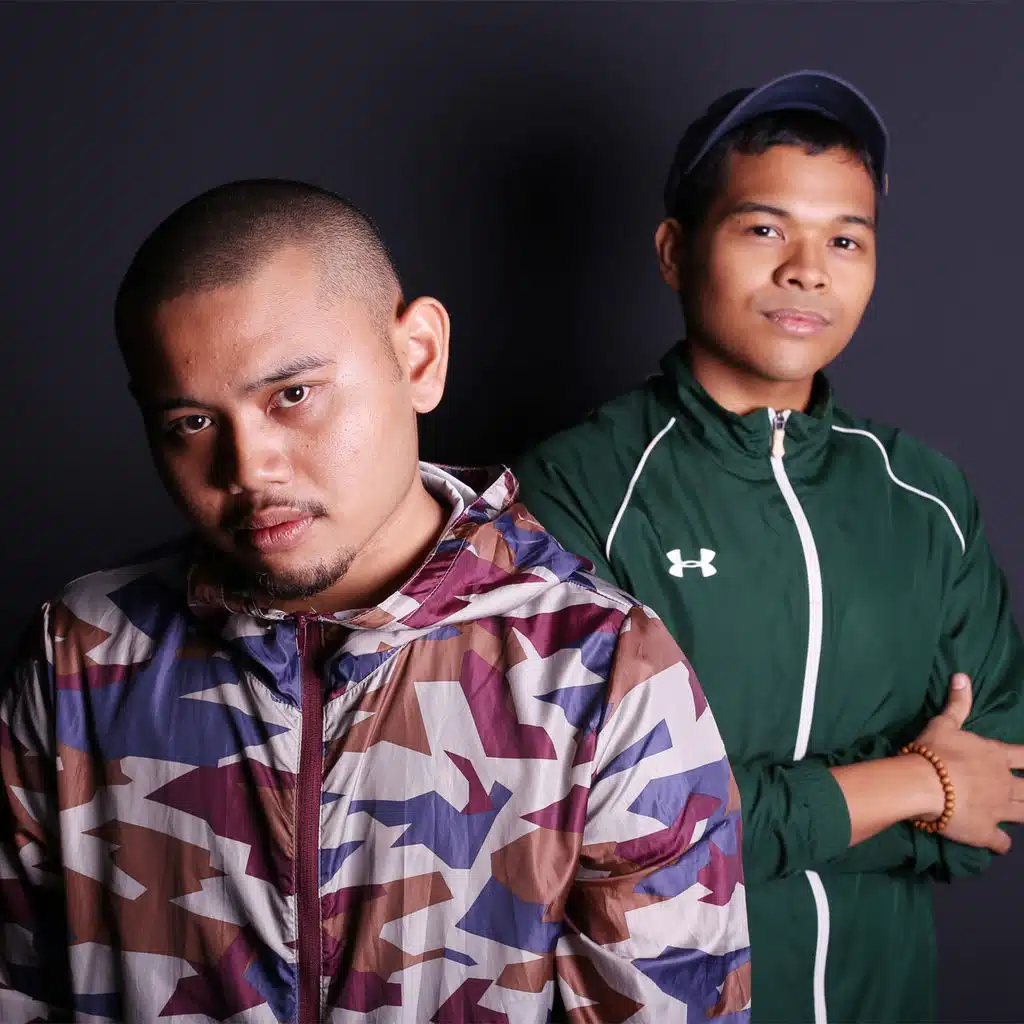 Berlari (ft. Aizat Amdan)