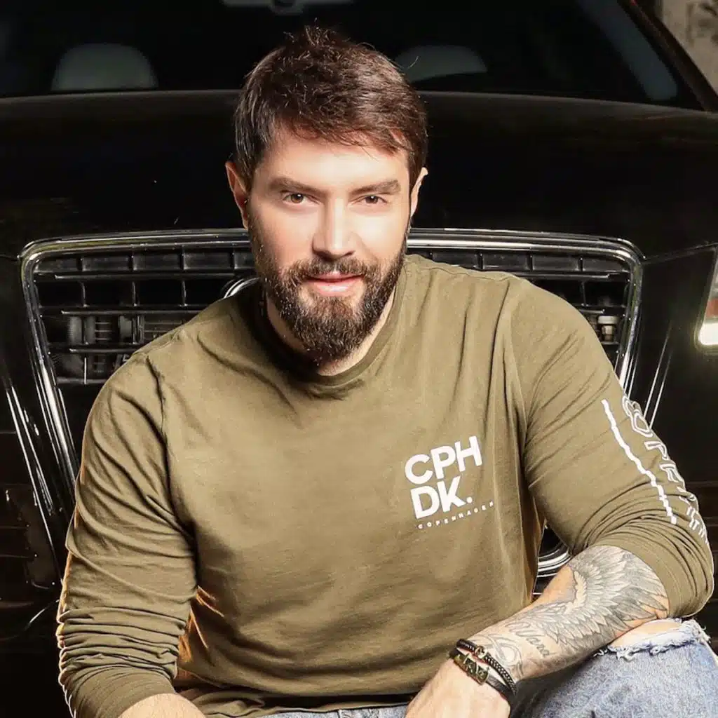 اسأل عنا جدودك