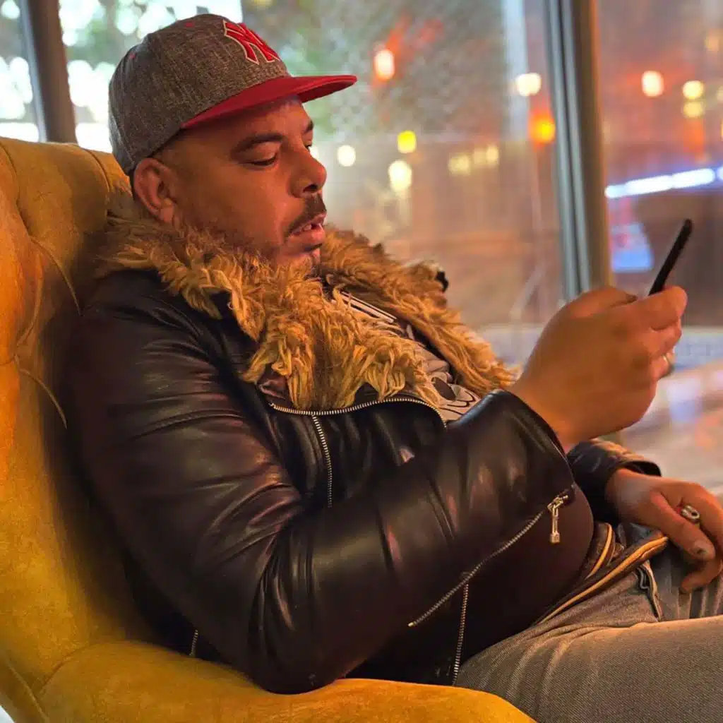 El Kebda Ma3Ndich (feat. Doudou)