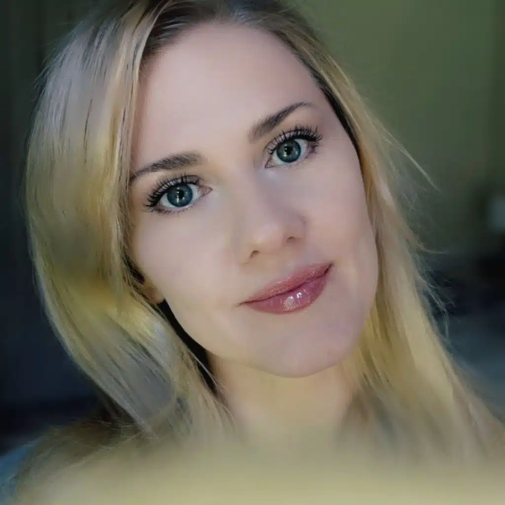 ASMR | Gentle & Light Touches 🌙 Whispers
