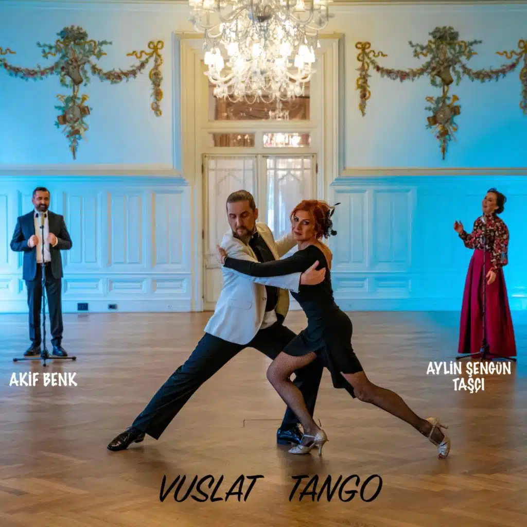 Vuslat (Eteğine yapışmış sonbahar yaprakları)