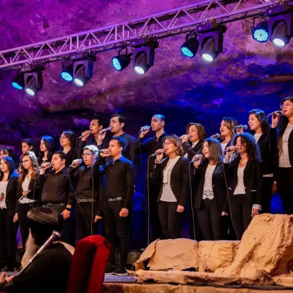 هاستنى ربي الاله