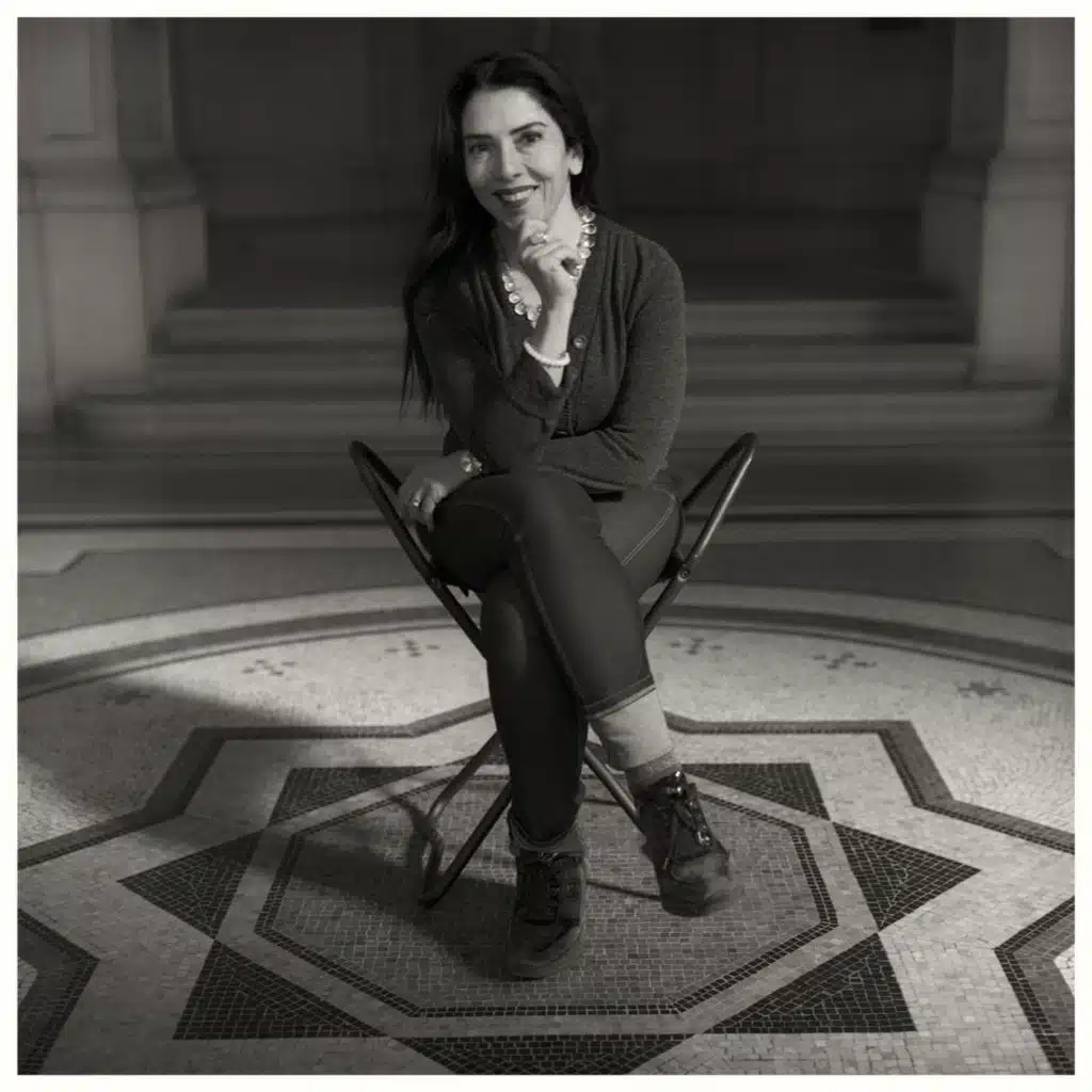 Portrait: Myret Zaki, journaliste économique