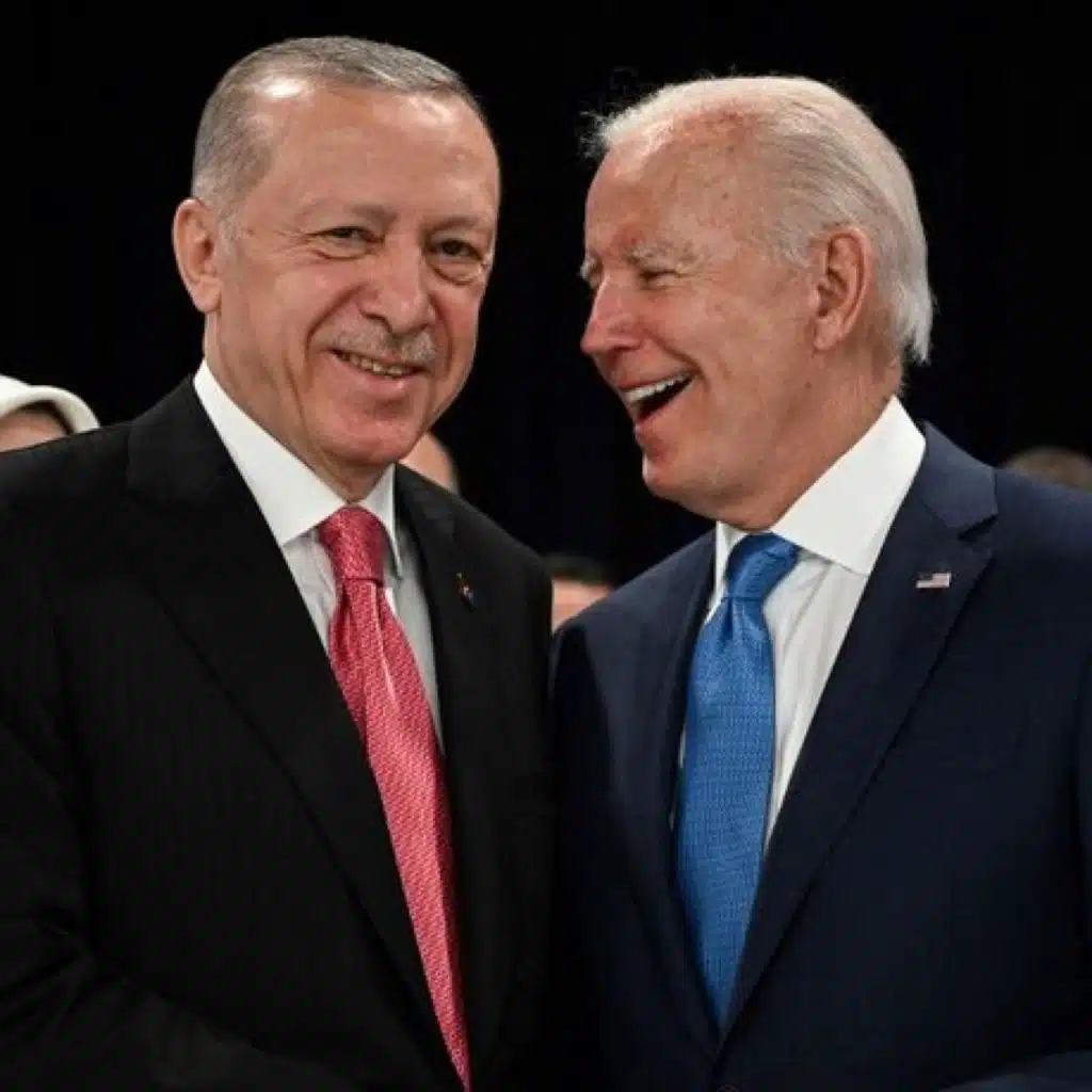 بايدن يدعم حصول تركيا على طائرات "إف-16" وبلينكن يحثّها على قبول انضمام السويد للناتو