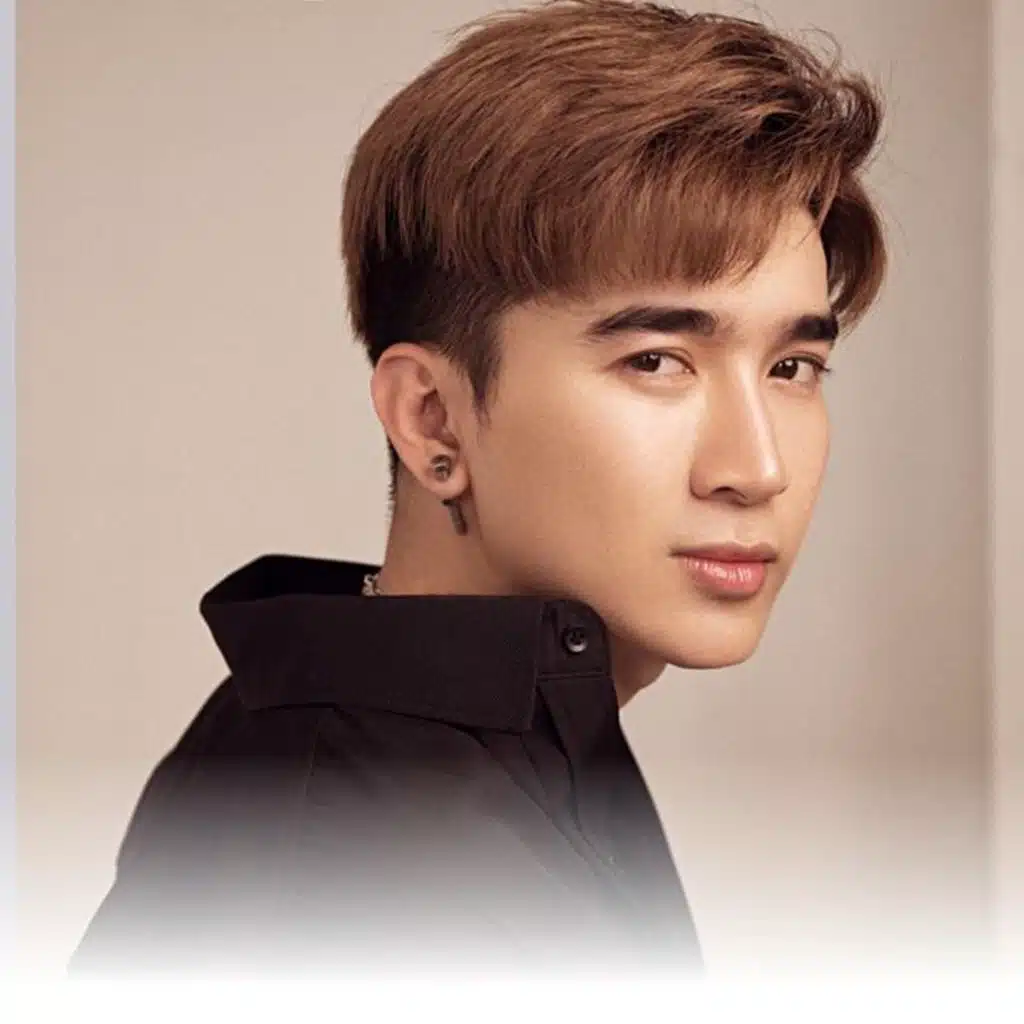 Bởi Vì Em Hết Yêu Anh