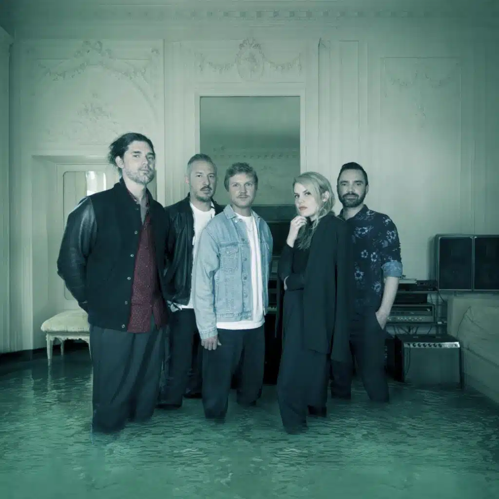 Dernière danse (feat. Cœur De Pirate)