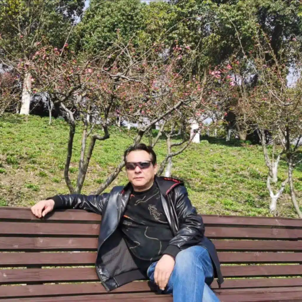 我是小溪你是花