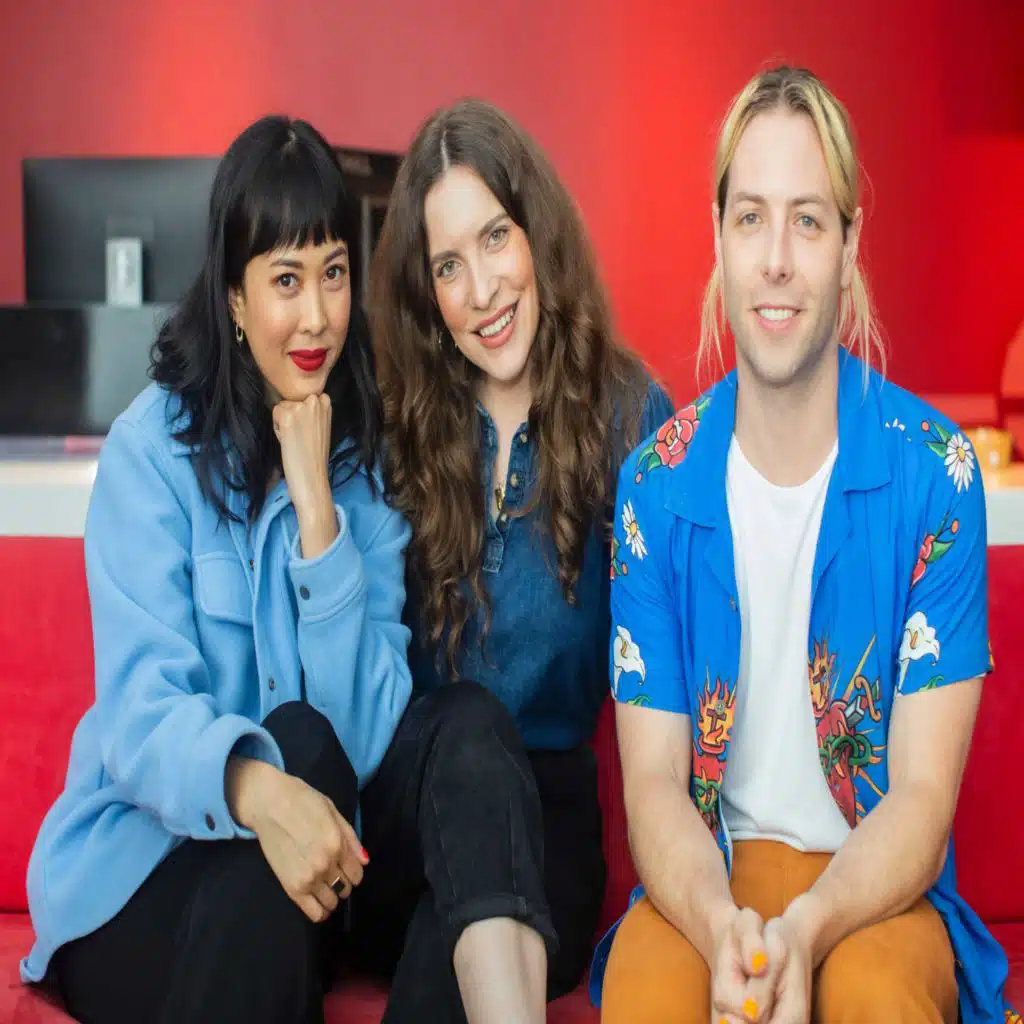 The Naked and Famous - Punching In A Dream