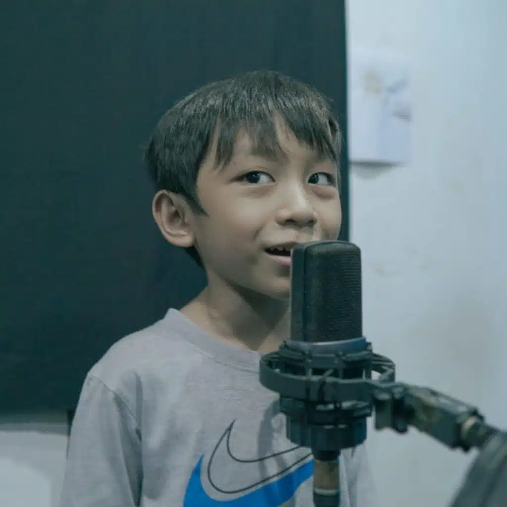 Kapal Berlayar Tujuh (Remix) [feat. PT. Studio Rekaman Musik]