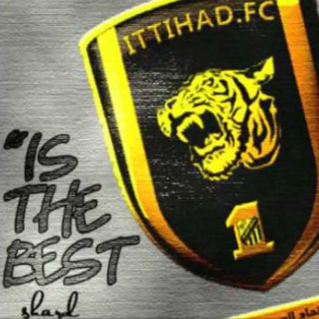 اصفراني اللون