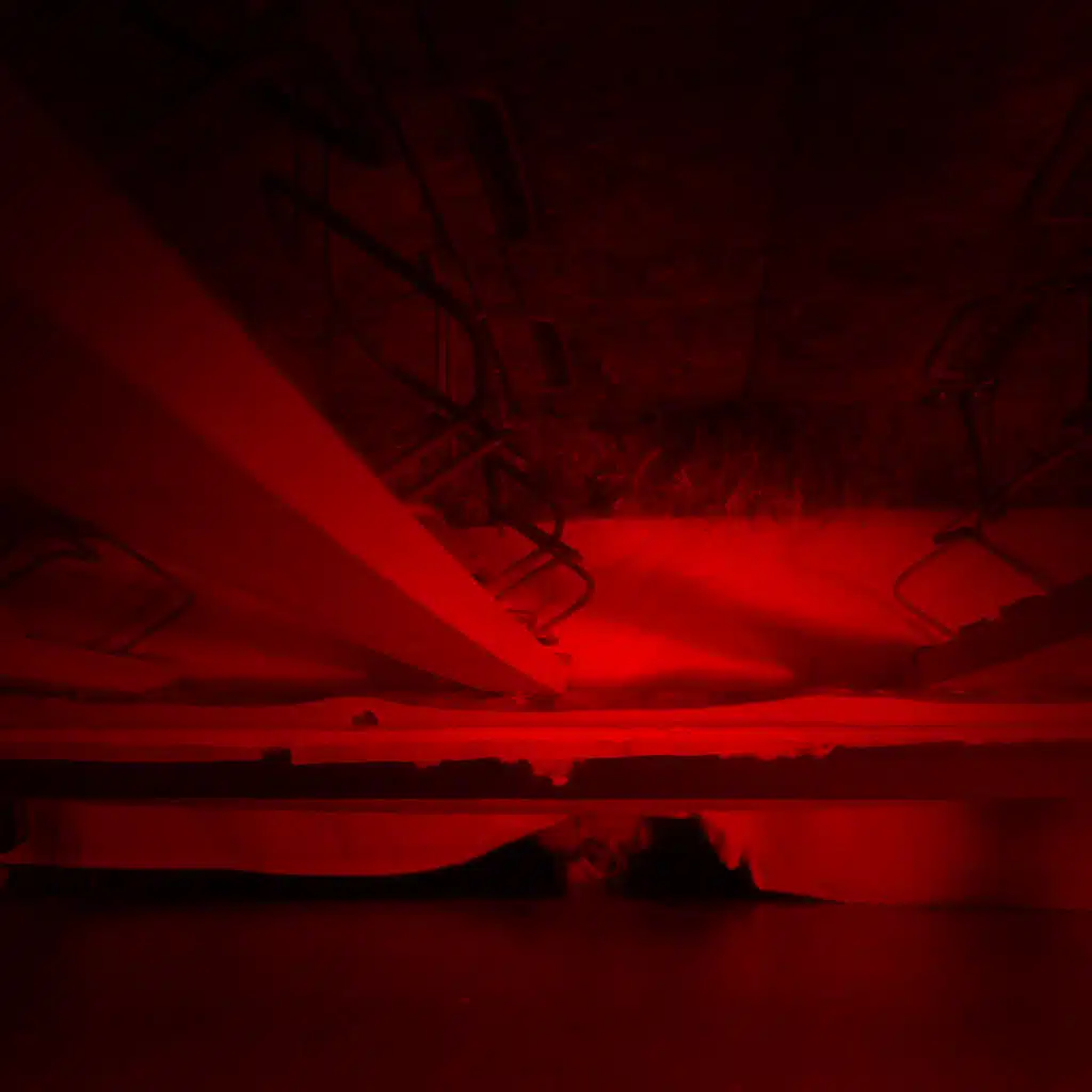 Luv N' War (feat. Varsha)