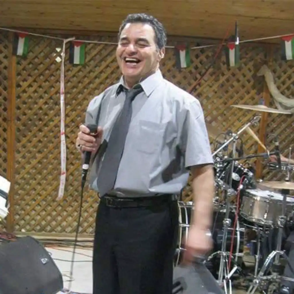 قلبي يهواها