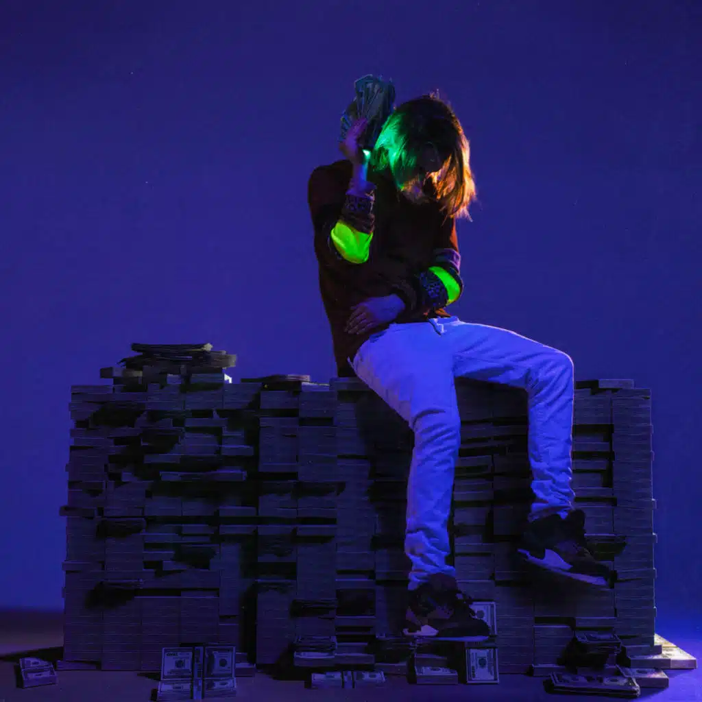 Scally Milano & 163ONMYNECK