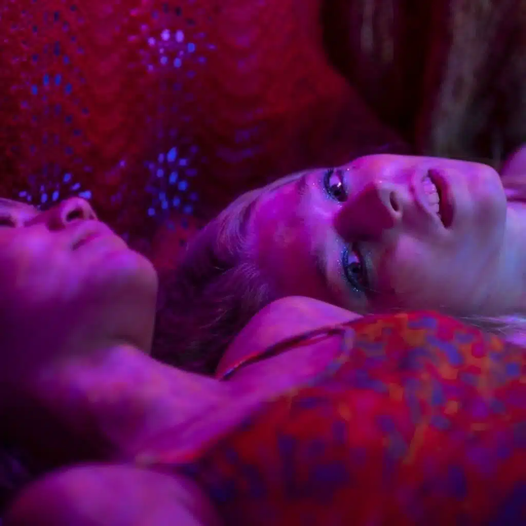 Vixen x 9am in calabasas (extended)