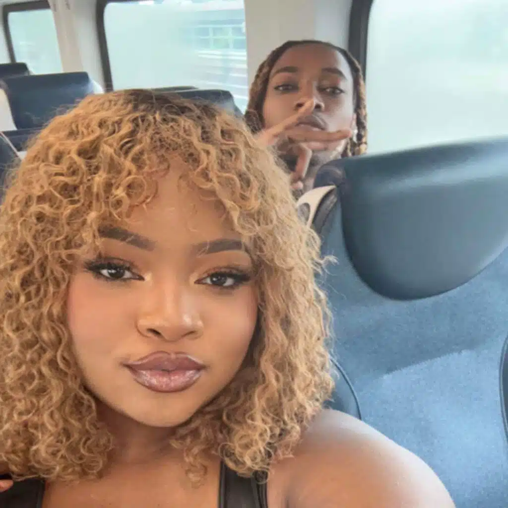 Umbrella (feat. Lil Mxck)