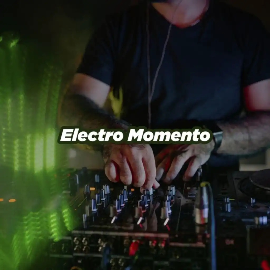 Electro Momento