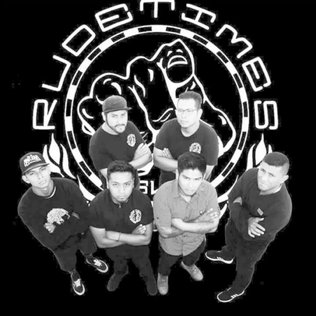 Por Los Tiempos Rudos