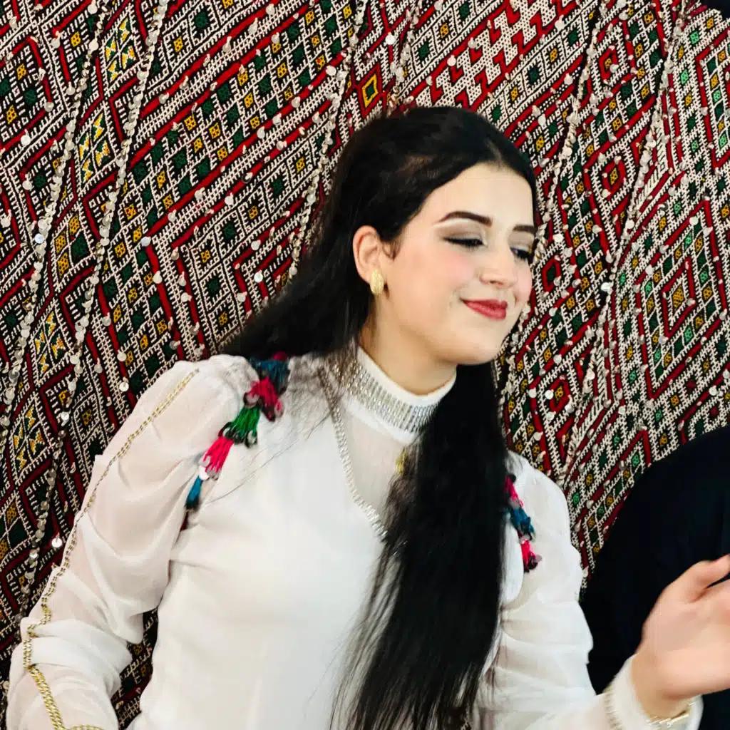 houssa 46 sal zin maytyaghn