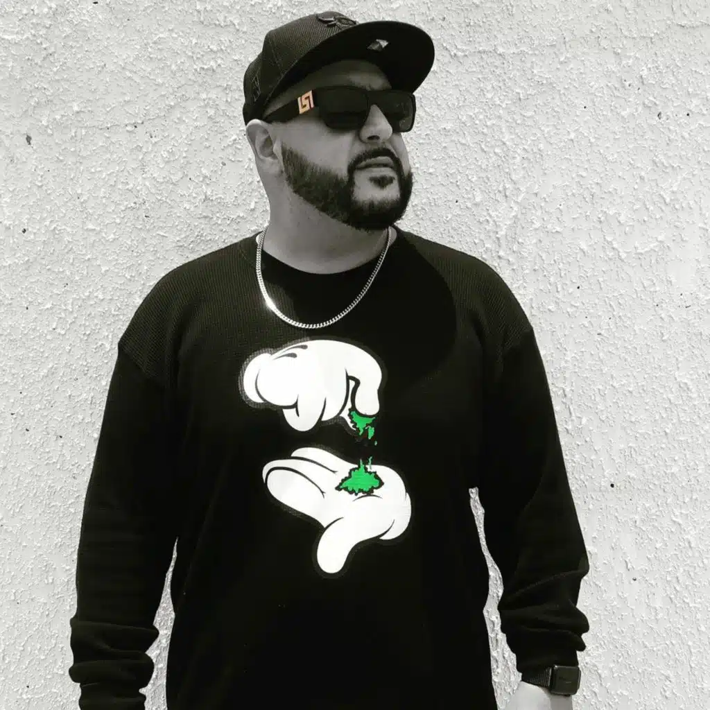 Smokingroove - Babe - [V1]