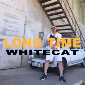 White Cat & King Toppa