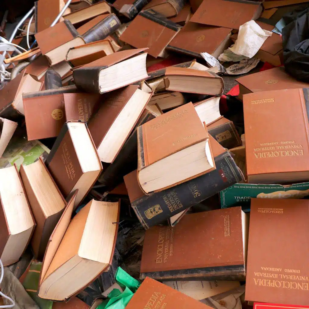 Los Prejuicios (feat. Prietto)