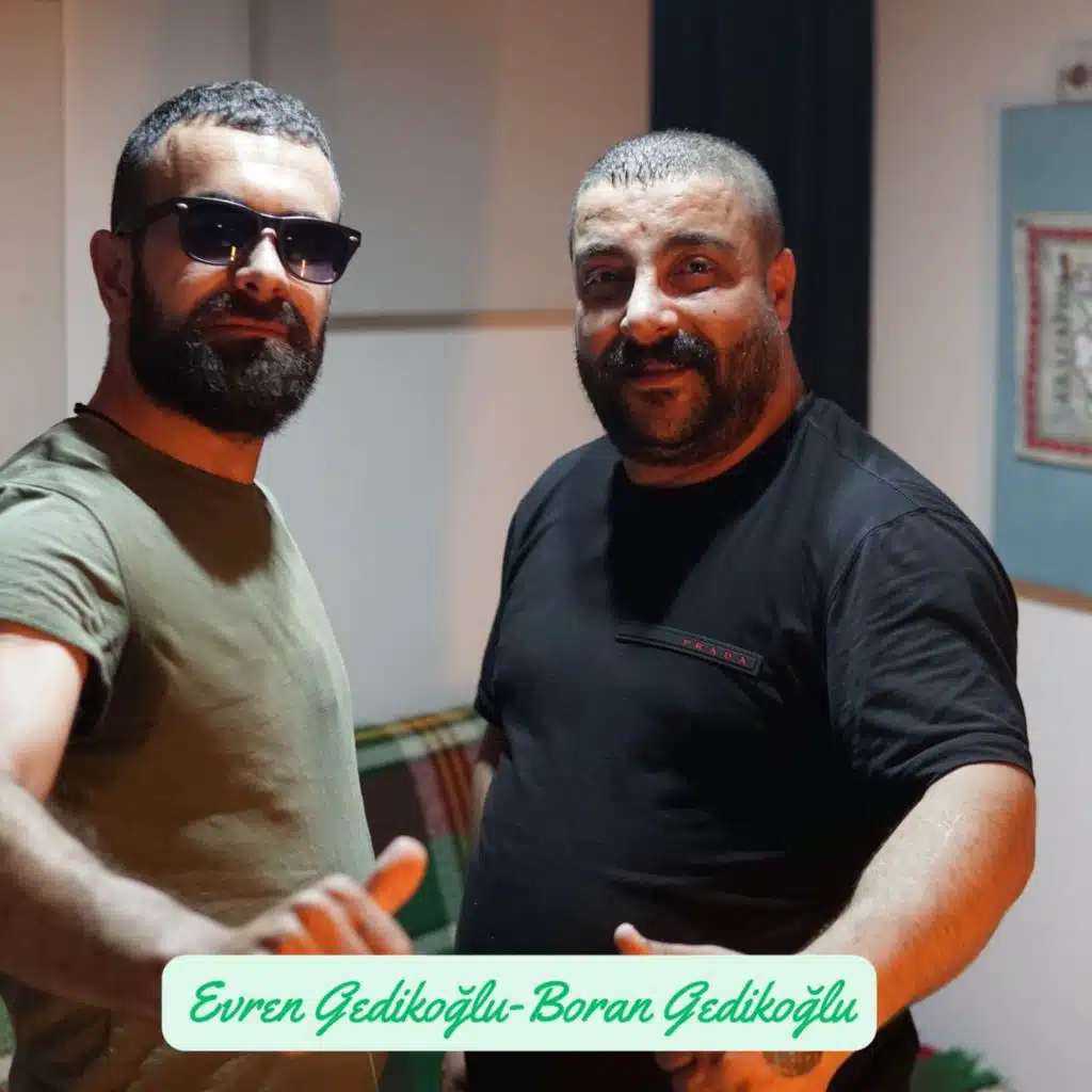 Selvi boyliyam (feat. Evren Gedikoğlu)