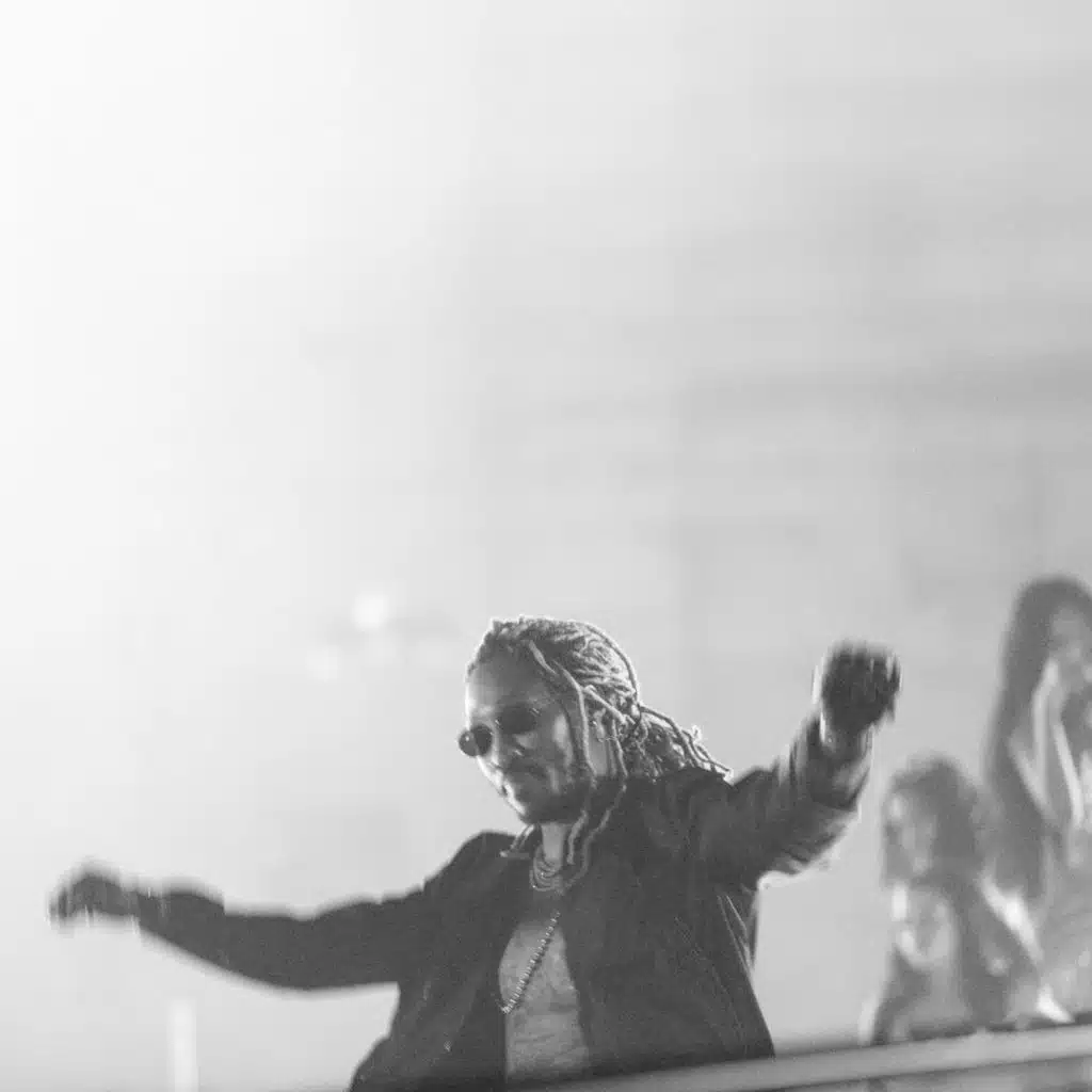 Life Is Good (Remix) [feat. Drake, DaBaby & Lil Baby]