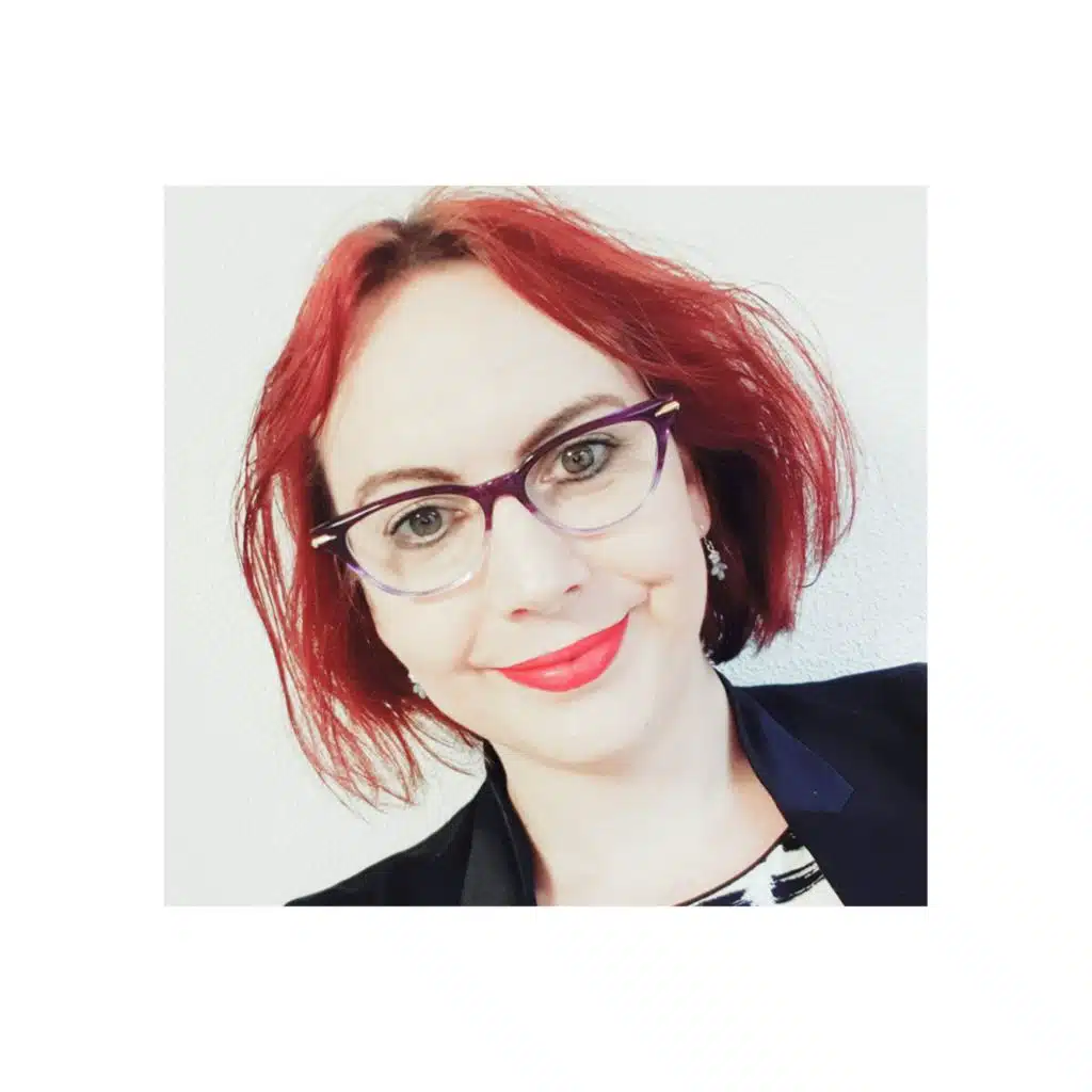 Episode 47 - Social anxiety, pair programming and Millennium Falcon with Stacy Cashmore