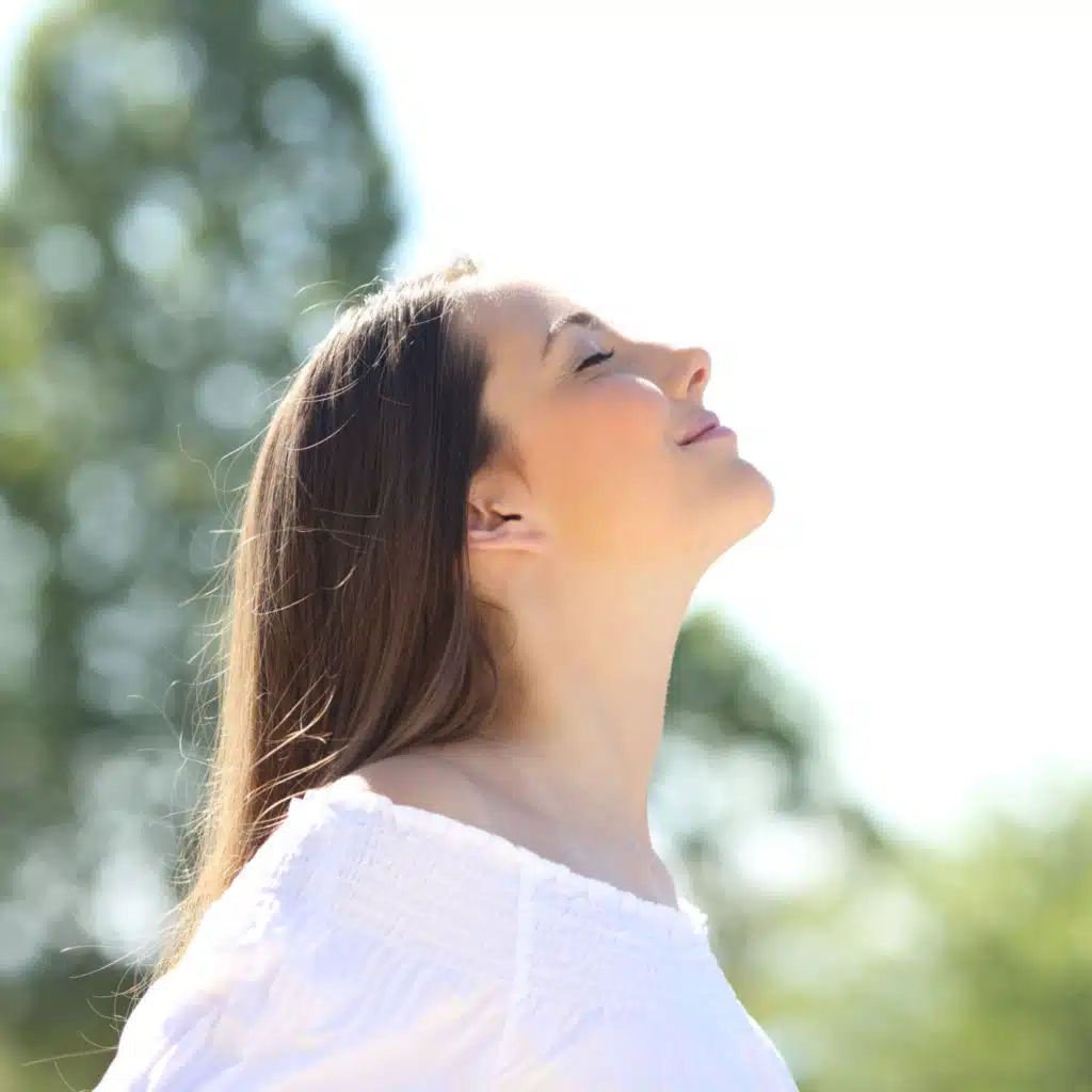 Binaural Calm Embrace: Soothing Raindrops for Relaxation