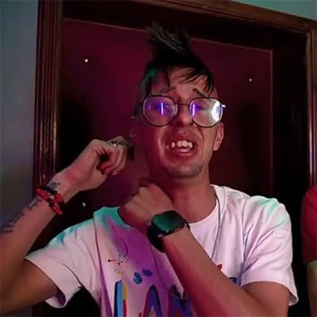 بليزير تعها كي تجرجرني (feat. Mounir Recos)