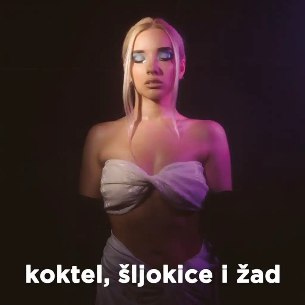 koktel, šljokice i žad