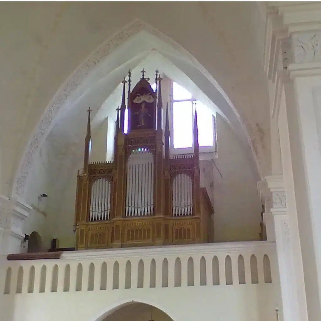Pipe Organ Music 8: Pieces of G. B. Nevin, L. J. A. Lefebure-Wely, L. Vierne, R. Driffill, V. Petrali played on the historical pipe organs of Lithuania